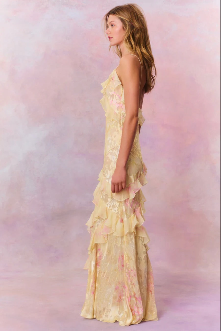 Linda – Robe longue fleurie élégante