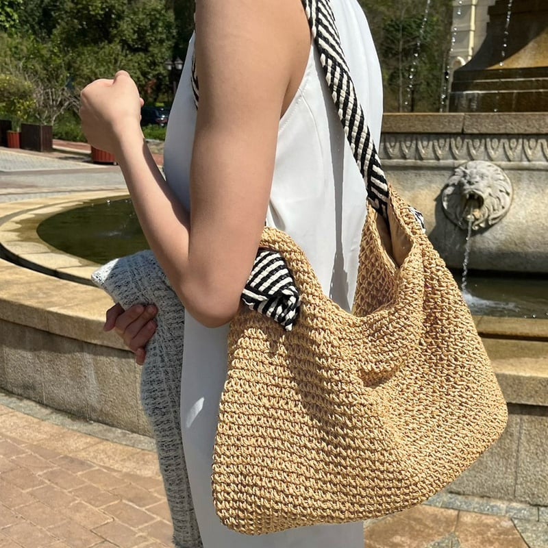 Isaline fourre-tout en paille