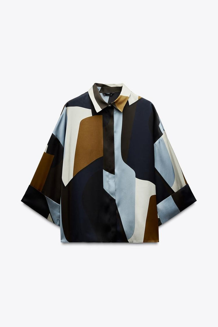 CHEMISE IMPRIMÉE ET SATINÉE