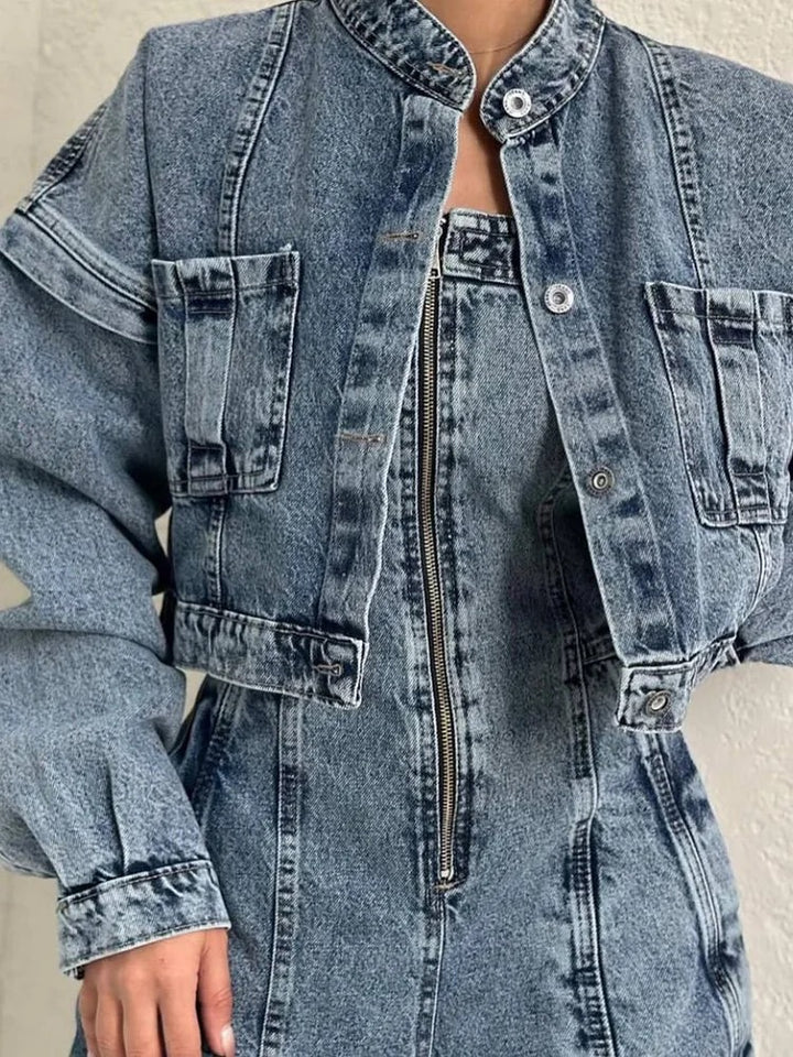 Ensemble combinaison et veste en jean