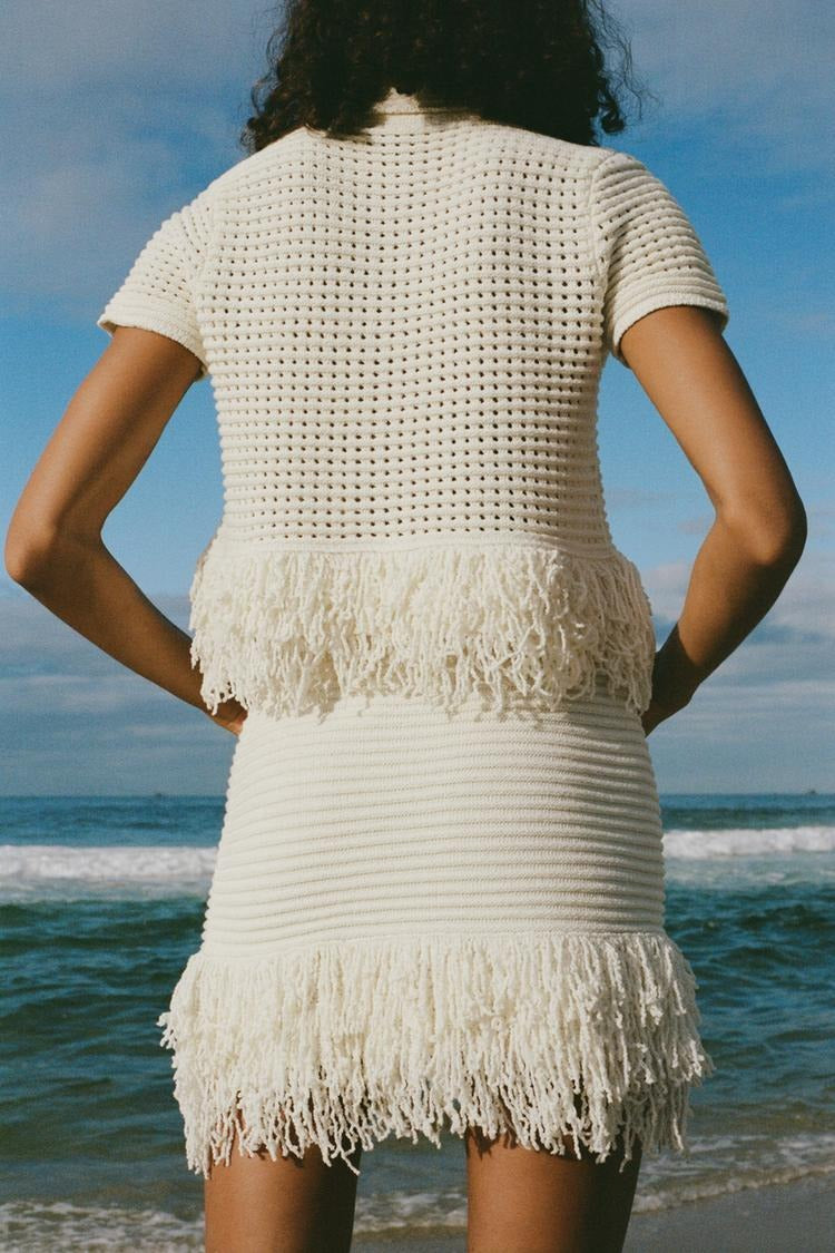 Ensemble en maille à carreaux à franges