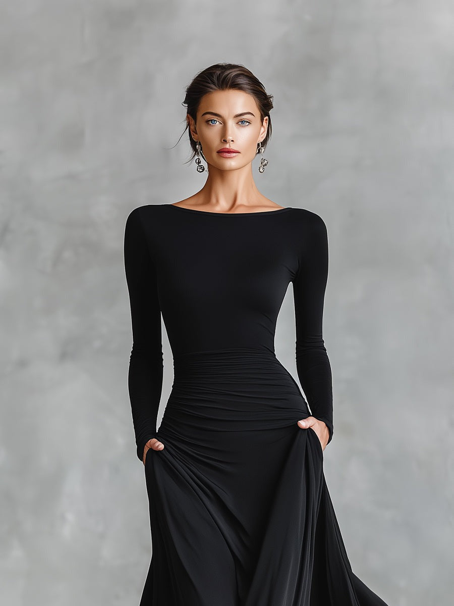 Robe longue en crêpe froncée à col bateau