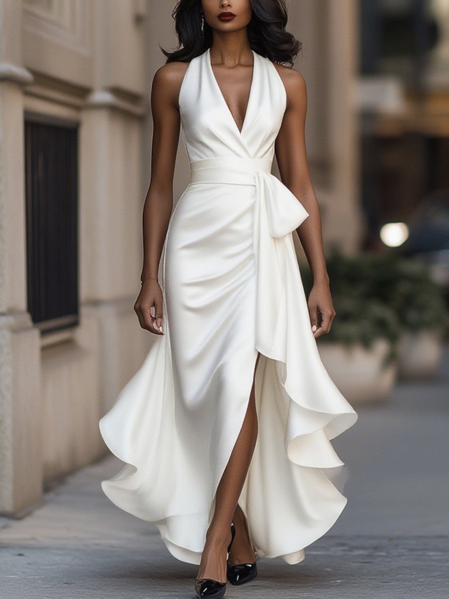 Robe dos nu en satin à volants Midnight Elegance