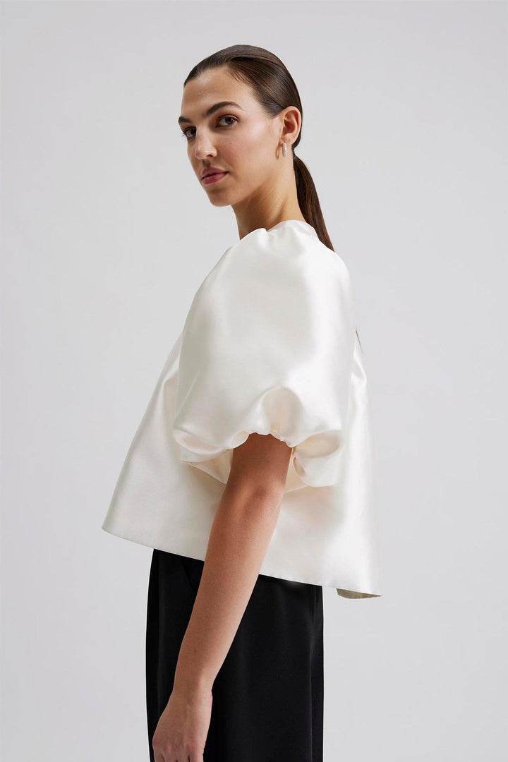 Chemise Cleo – Élégance aérée avec manches ballon