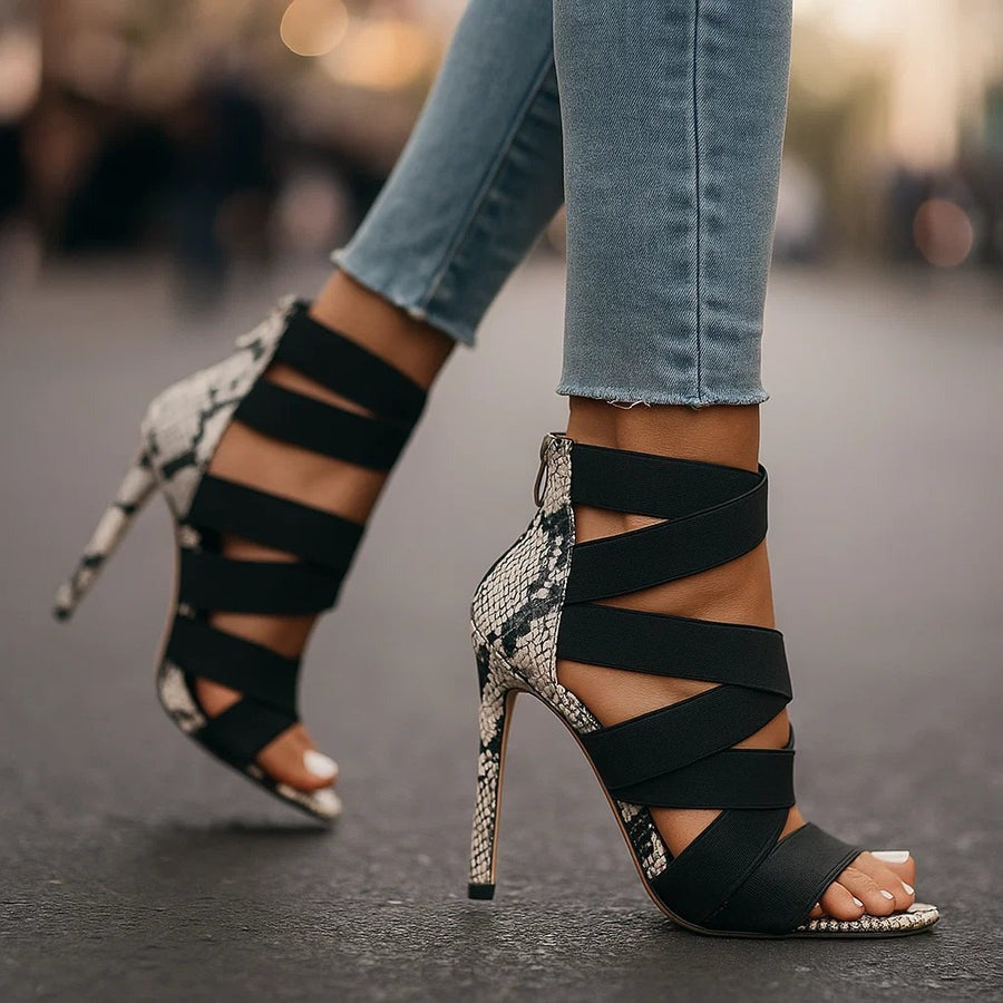 Talons aiguille en cuir reptile
