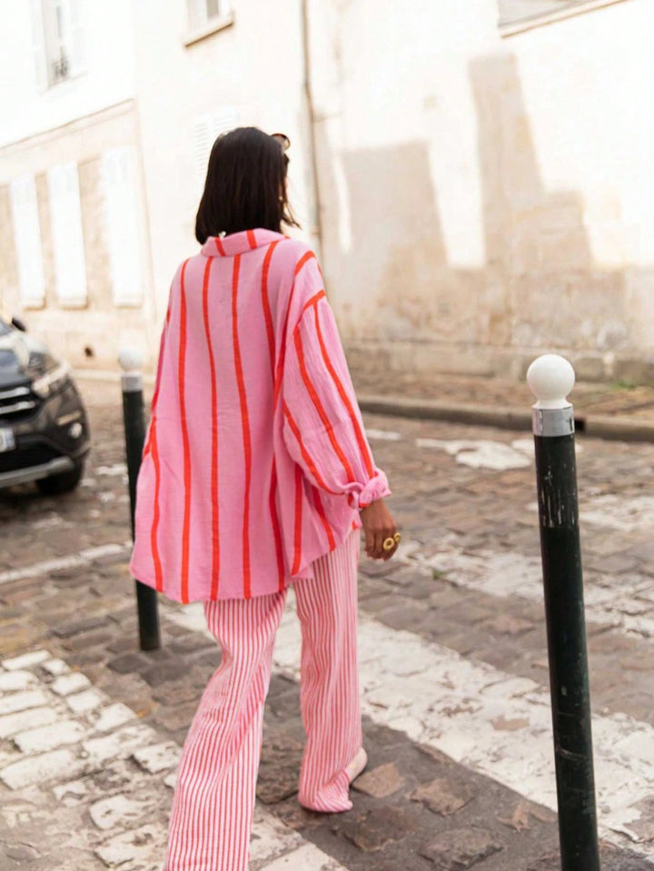 Chemise ample à rayures un look décontracté