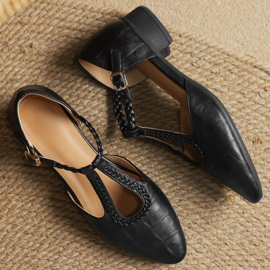 Carla - Classic Mary Janes