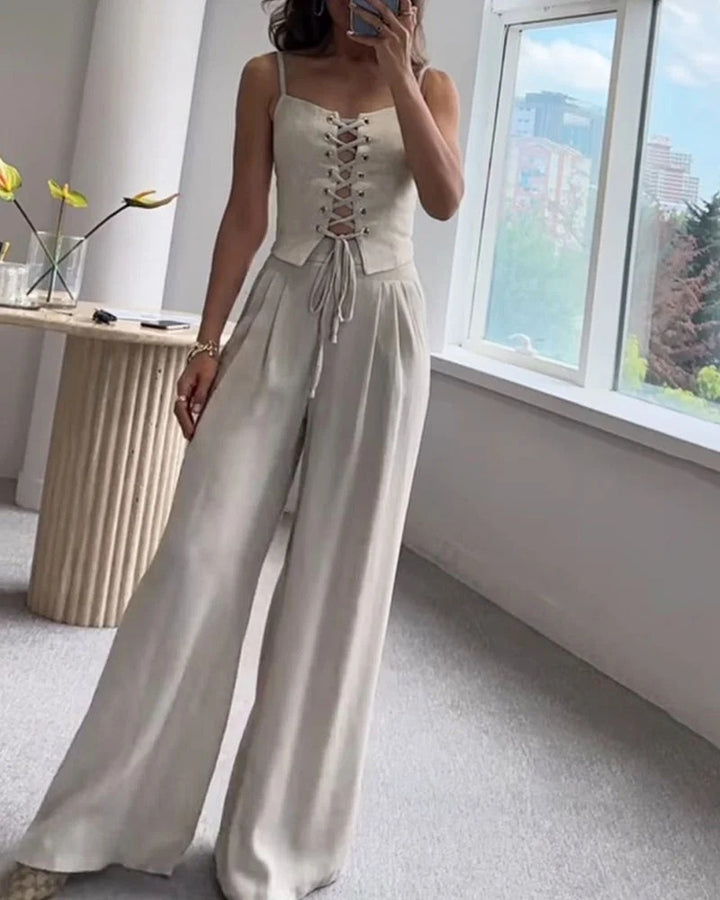 Ensemble deux pièces haut et pantalon à cordons