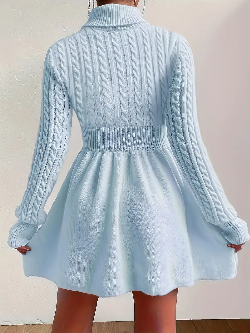 Robe pull col roulé en tricot torsadé