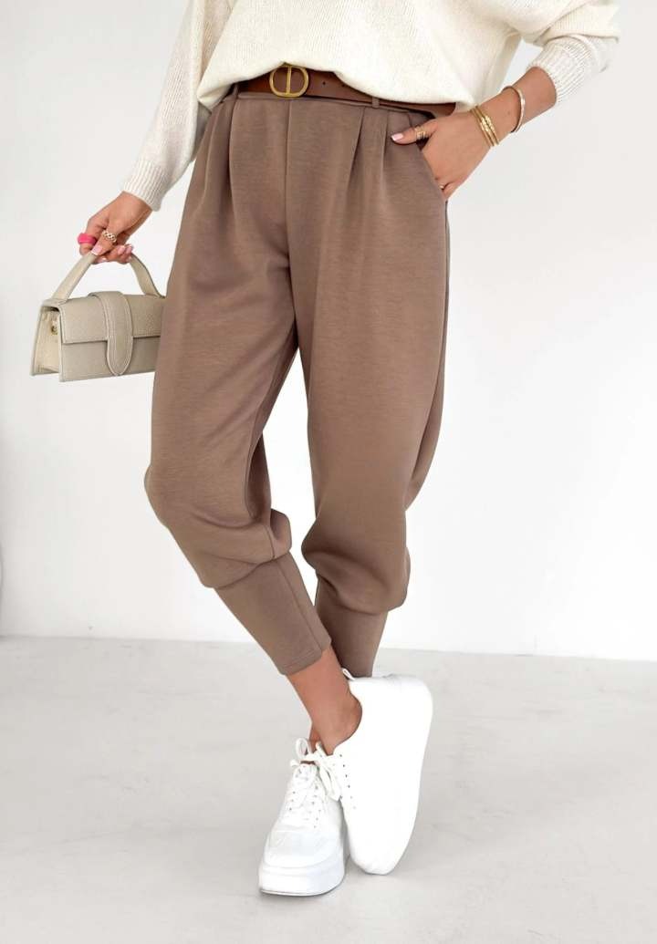Pantalon sarouel décontracté et ceinturé pour femme
