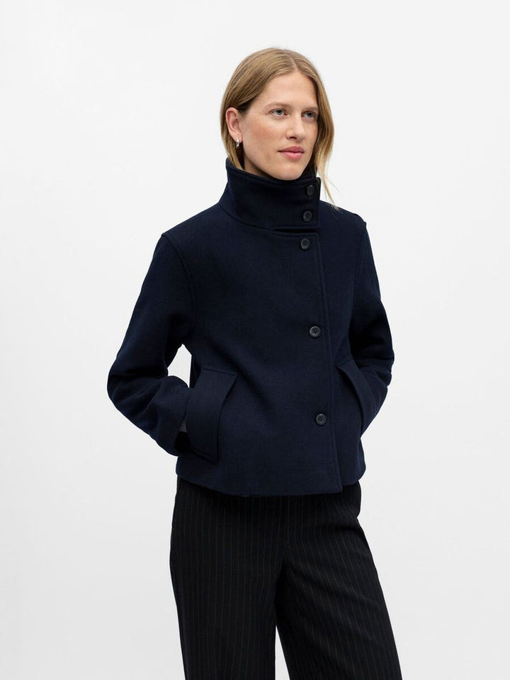 Manteau en laine à col montant