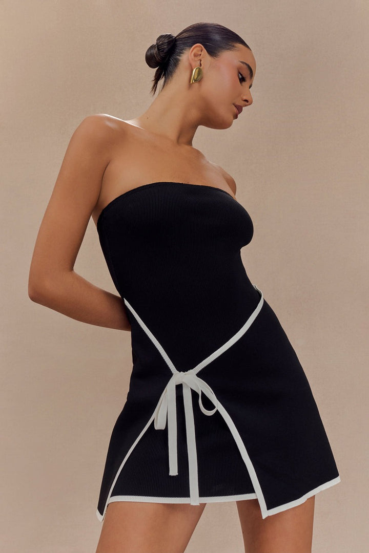 Mini-robe bustier en maille
