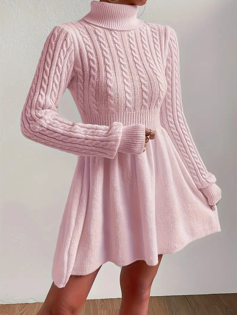Robe pull col roulé en tricot torsadé