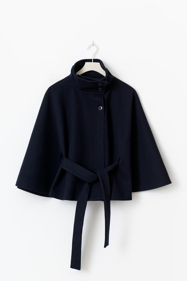 Veste cape à ceinture
