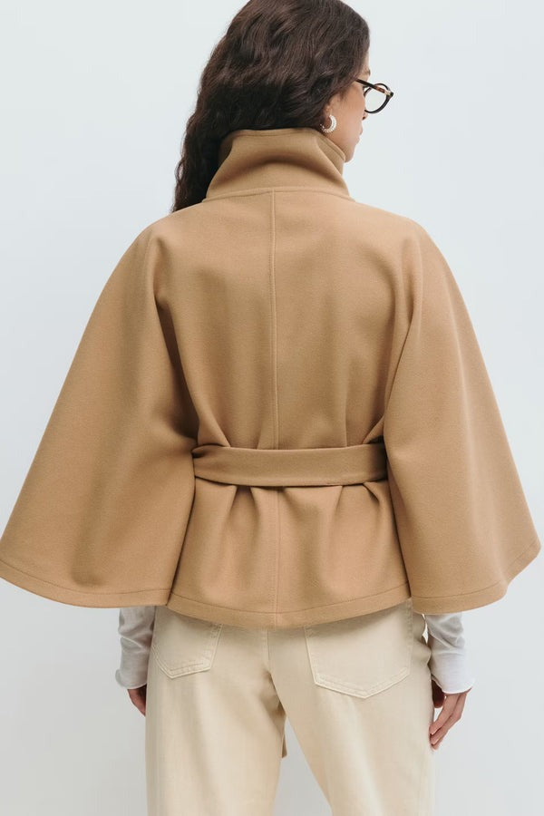 Veste cape à ceinture