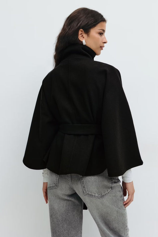 Veste cape à ceinture