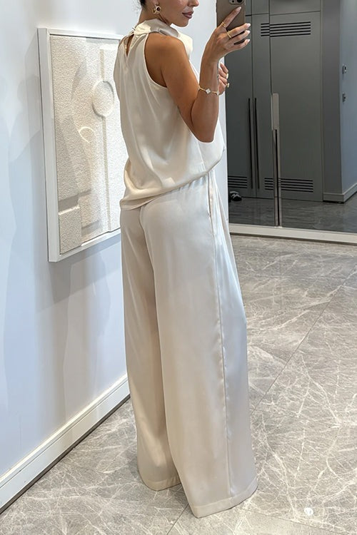 Ensemble en satin à col bénitier et pantalon taille large