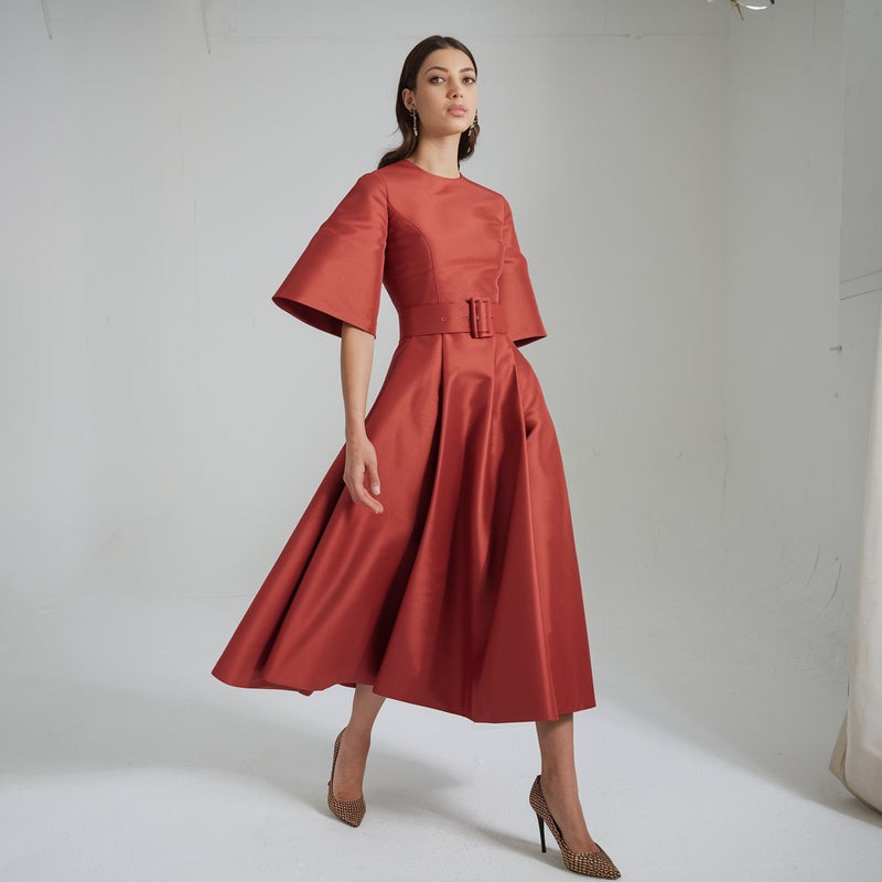 Julie | Elegant and comfortable dress with belt