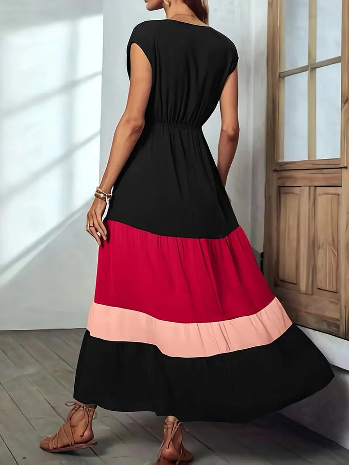 Robe trapèze à col bénitier sans manches