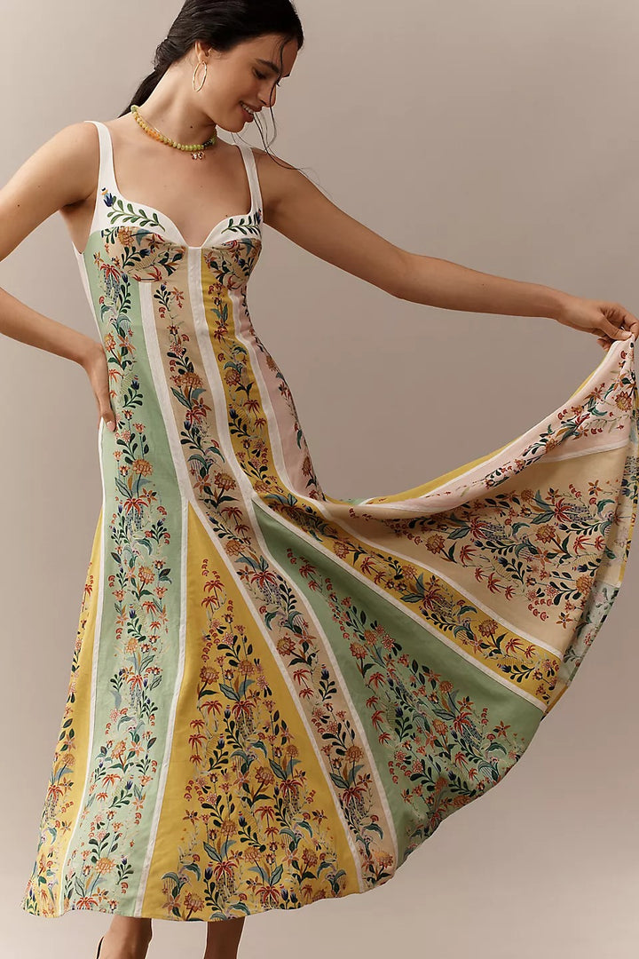Robe longue à empiècements floraux en lin mélangé