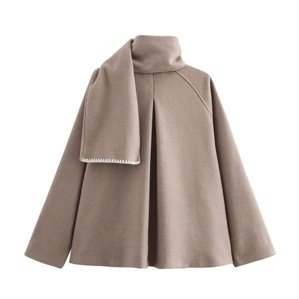 Manteau à cape en laine surdimensionné