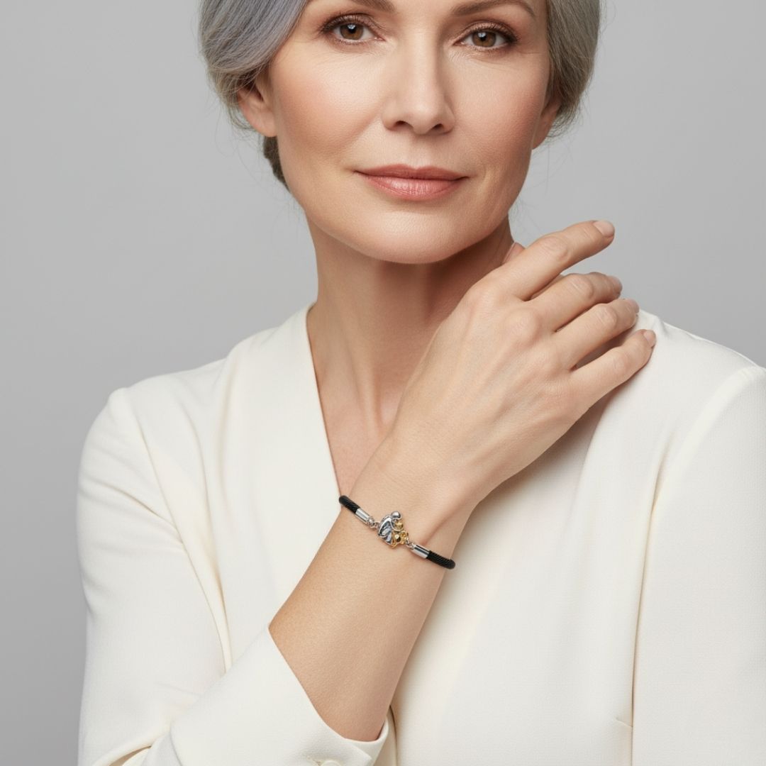 The Eternal Embrace - Bracelet