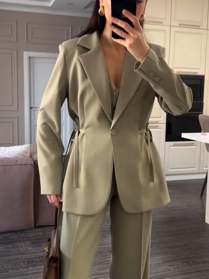 Ensemble deux pièces blazer et pantalon