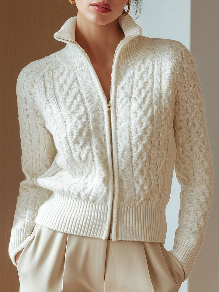 Gilet zippé blanc en maille torsadée