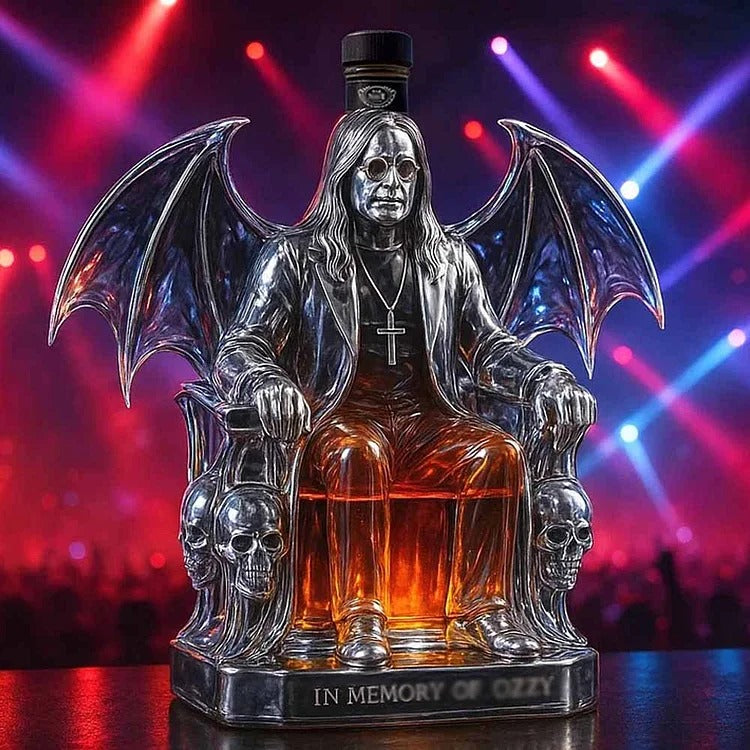 Bouteille de whisky en forme de Prince des Ténèbres