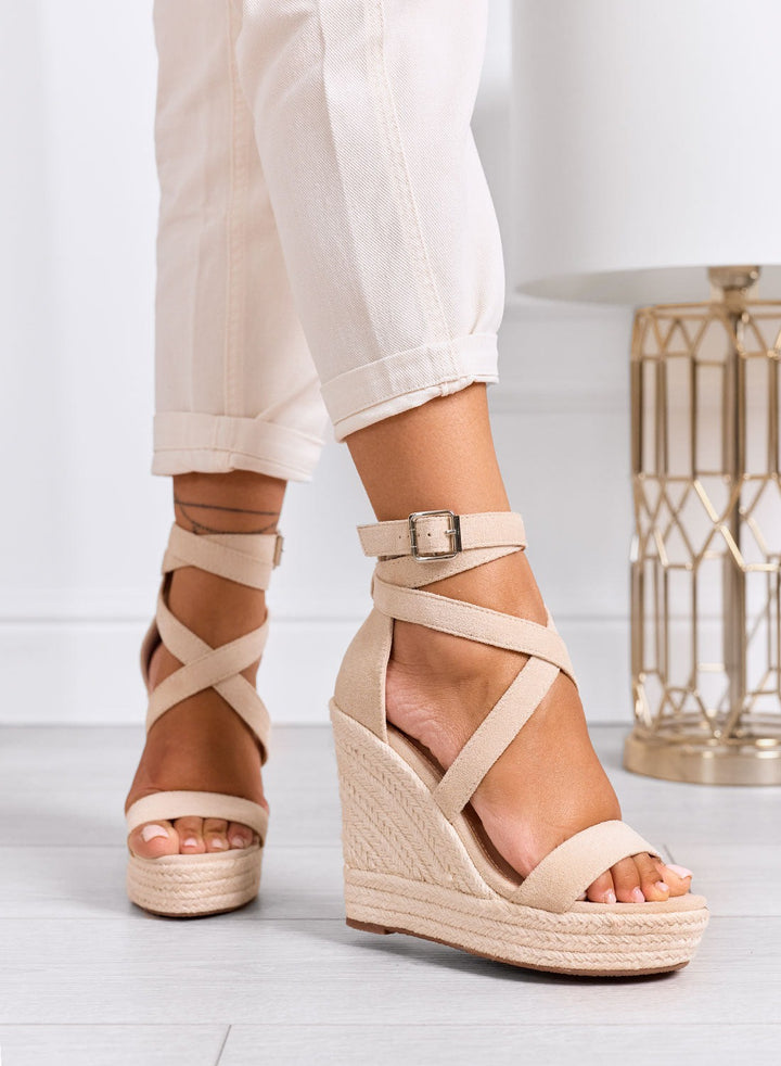 Sandales espadrilles à semelle compensée et brides croisées