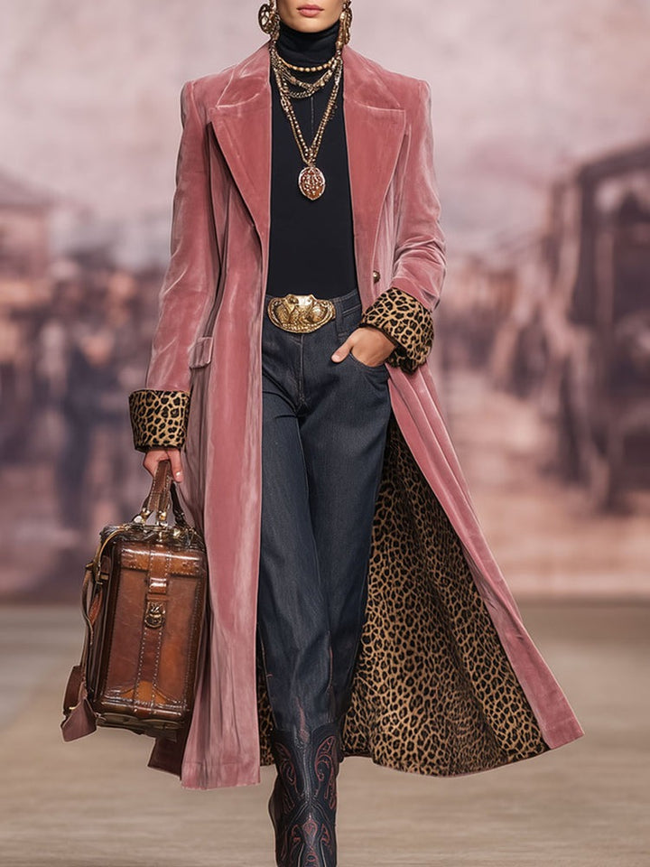 Manteau à revers en velours et imprimé léopard