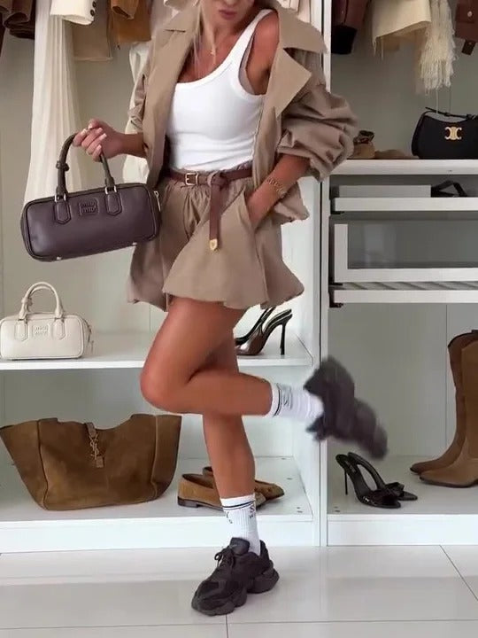 Ensemble trench-coat et short oversize