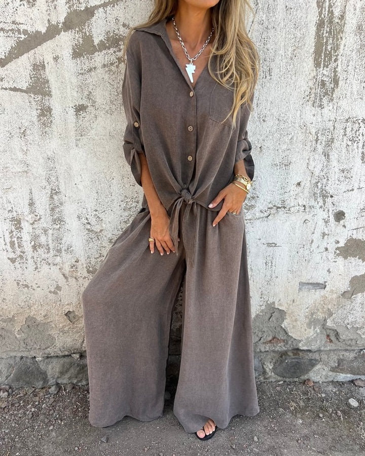 Ensemble deux pièces décontracté avec chemise unie et jambe large