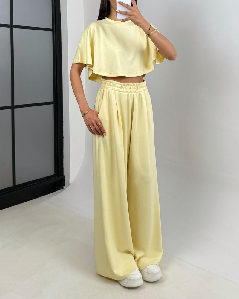 Ensemble deux pièces t-shirt et pantalon à col châle tendance
