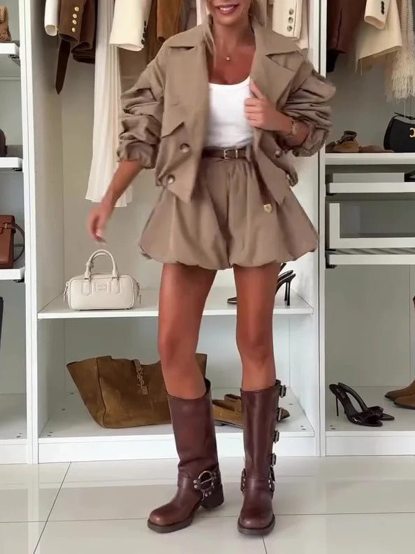 Ensemble trench-coat et short oversize