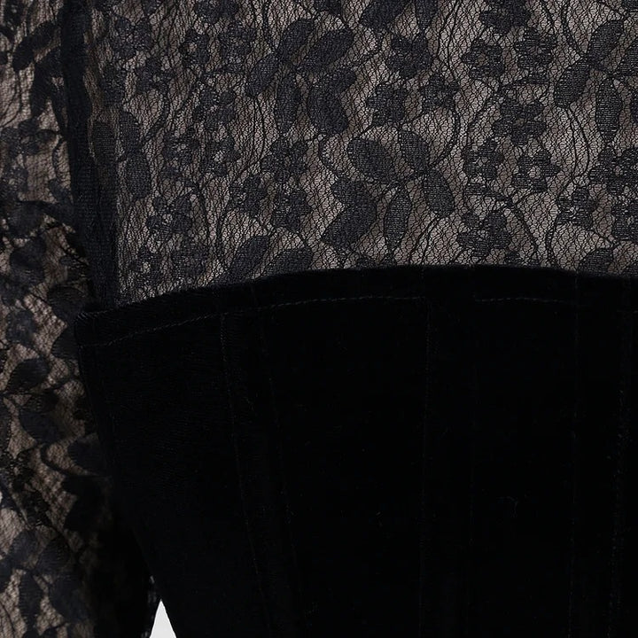 Robe moulante noire à manches longues en velours et dentelle