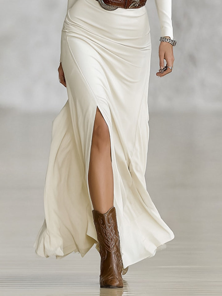 Robe longue moulante à revers et manches longues