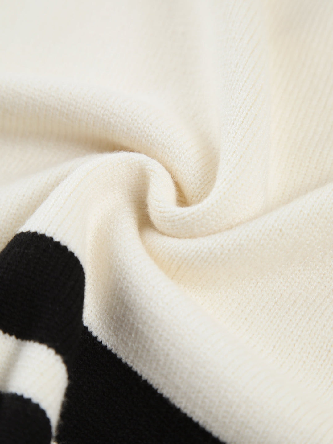 Pull rayé à col montant Miss Paris