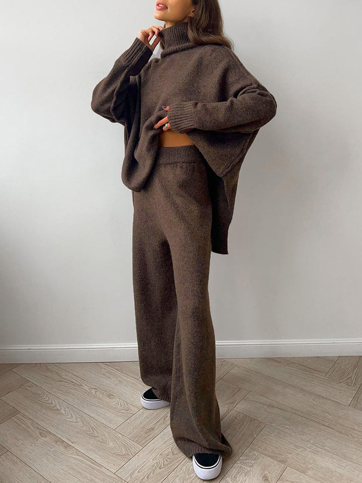 Ensemble pantalon et pull à col roulé uni