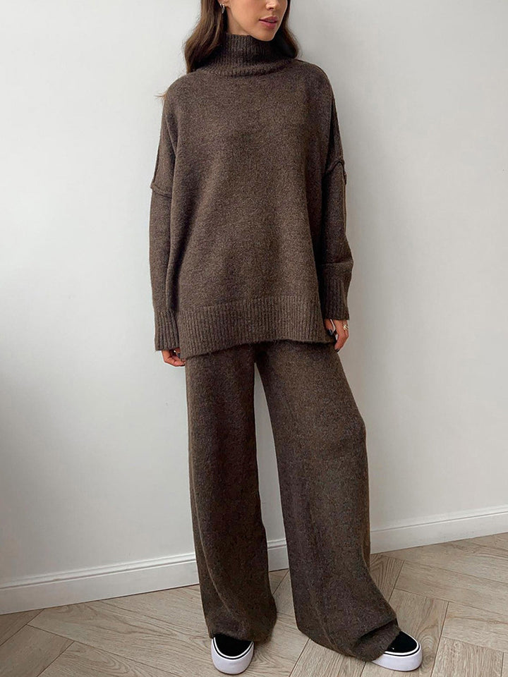 Ensemble pantalon et pull à col roulé uni