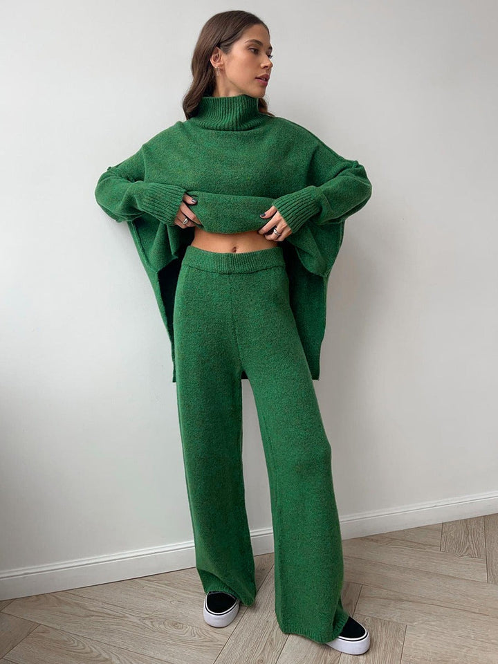 Ensemble pantalon et pull à col roulé uni