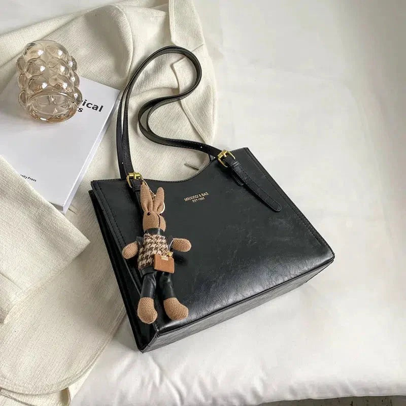 Sac bandoulière avec peluche kawaii