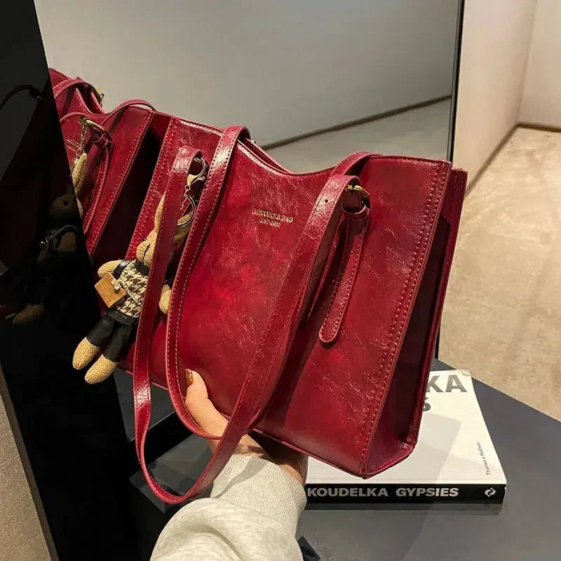 Sac bandoulière avec peluche kawaii