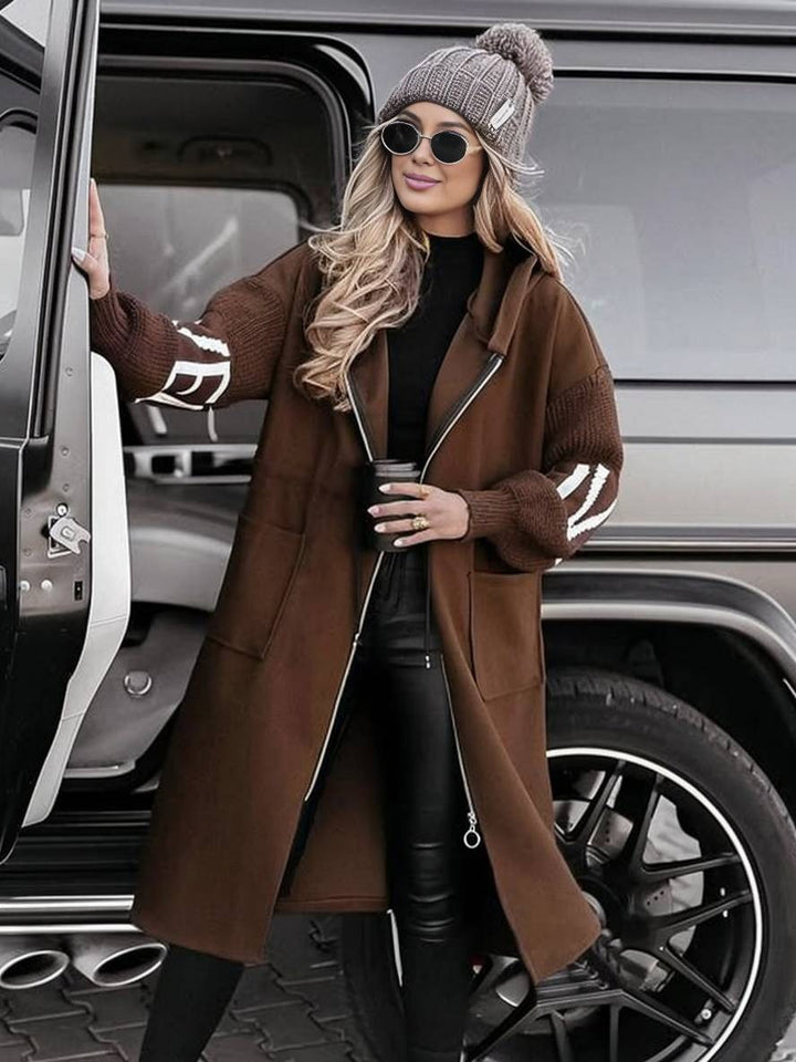 Manteau long à capuche ample
