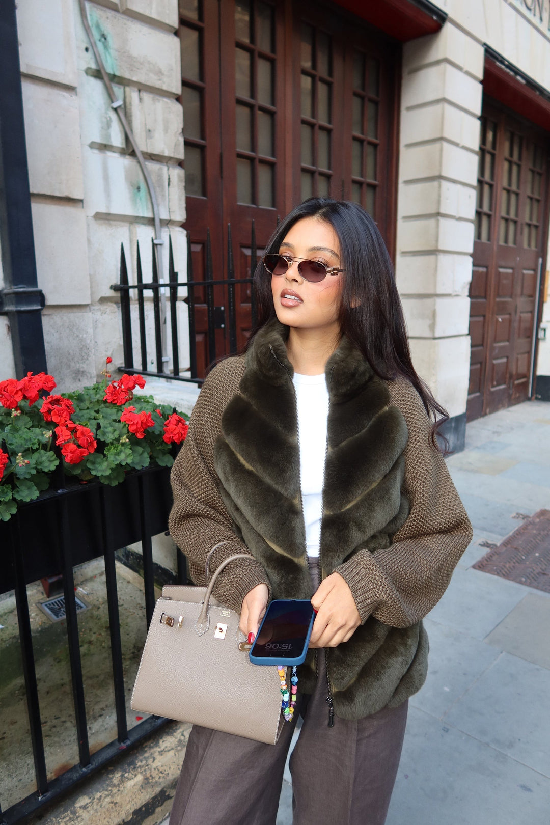 Manteau bomber kaki en fausse fourrure