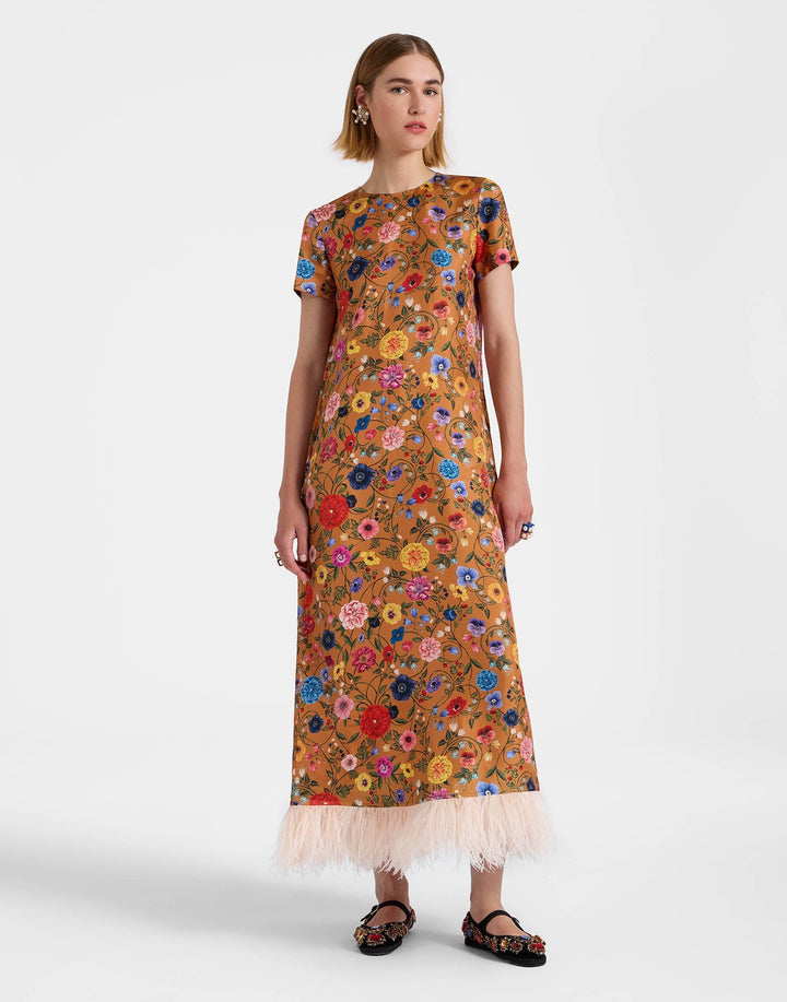 Robe à imprimé floral et plumes