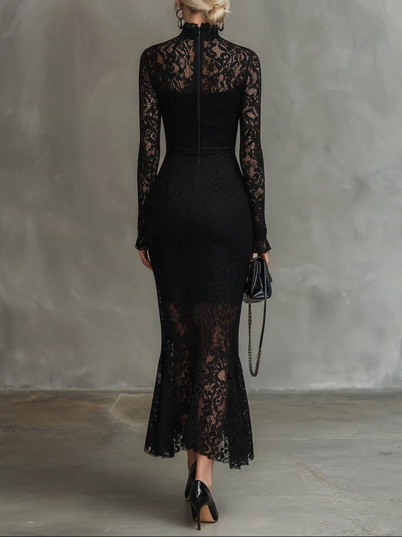 Élégante robe longue noire en dentelle