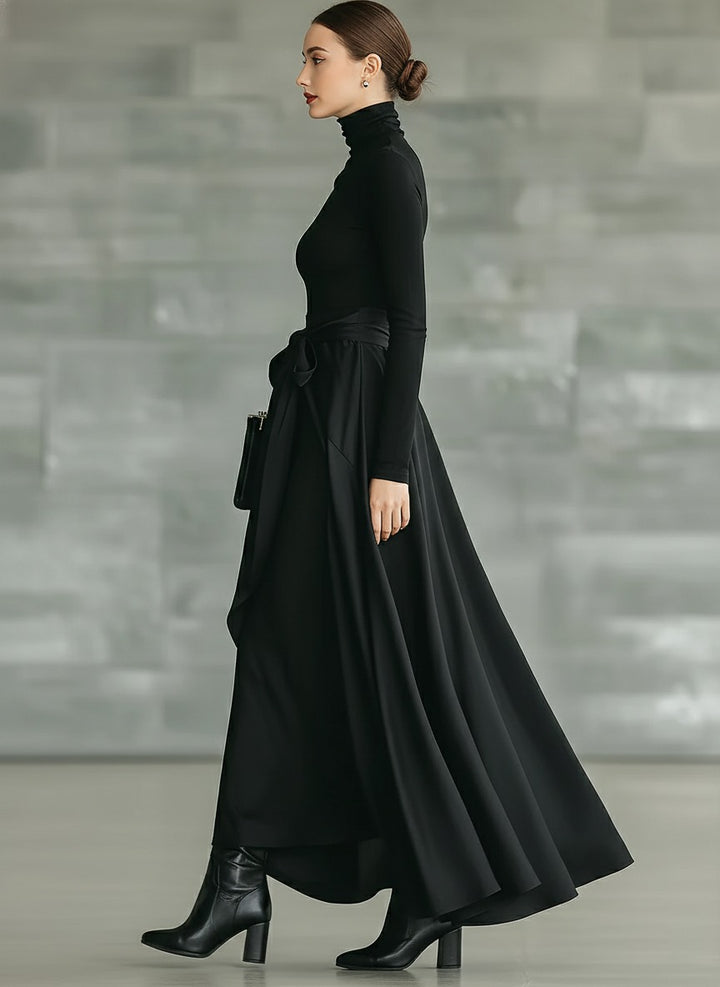 Robe longue évasée à col montant en maille extensible