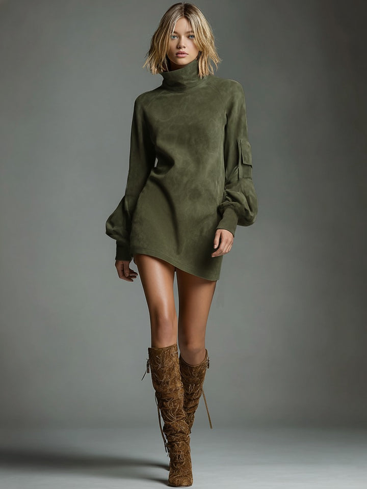 Robe courte vintage en daim à col roulé