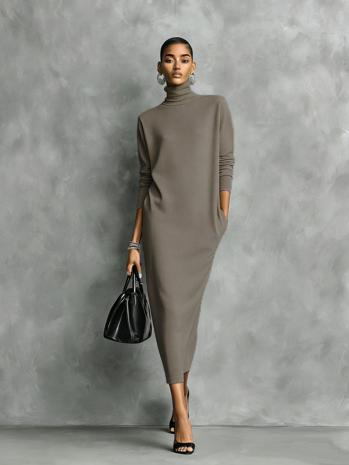 Robe élégante en maille et col roulé